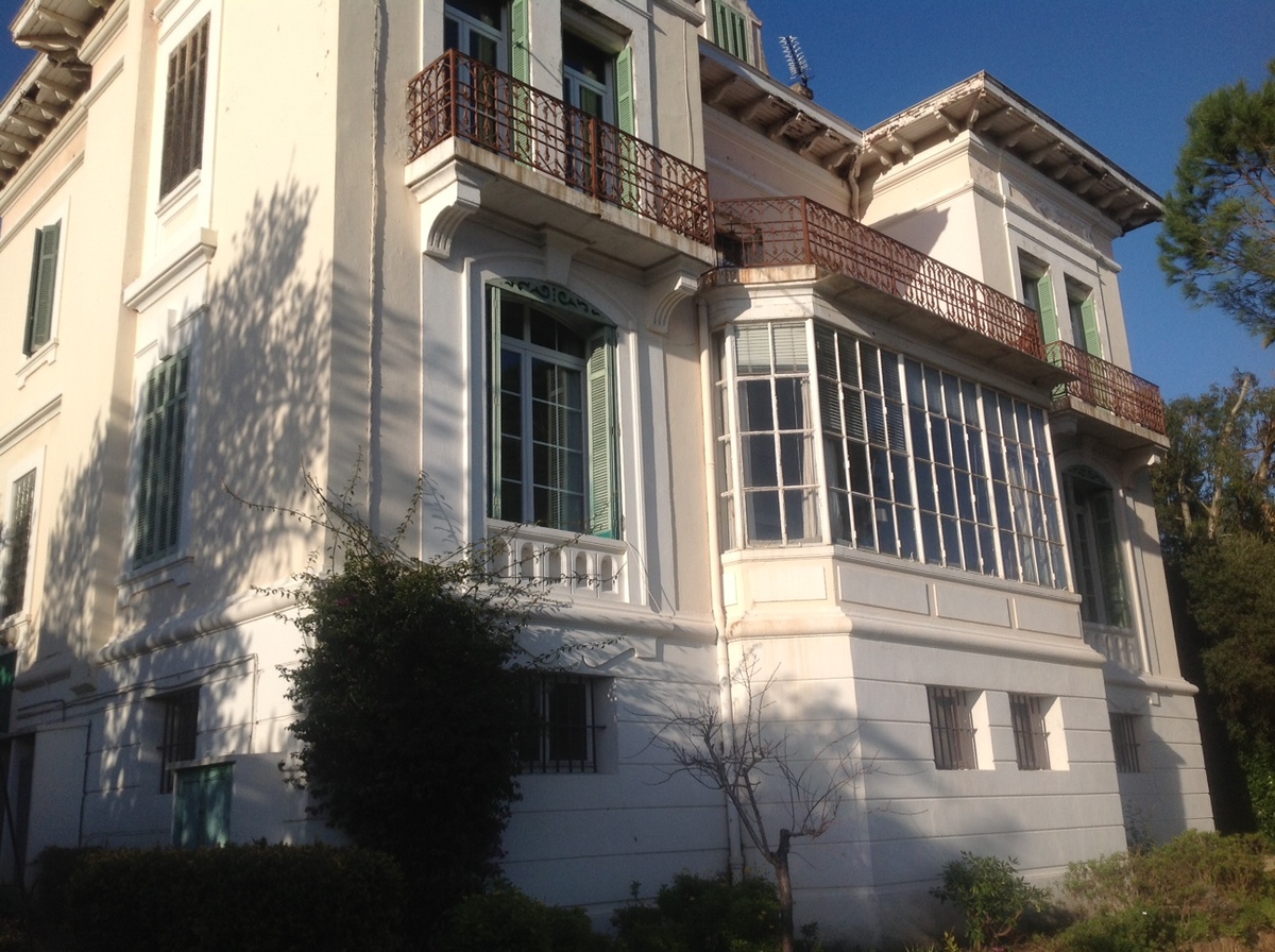 Maison-Villa - LA SEYNE SUR MER