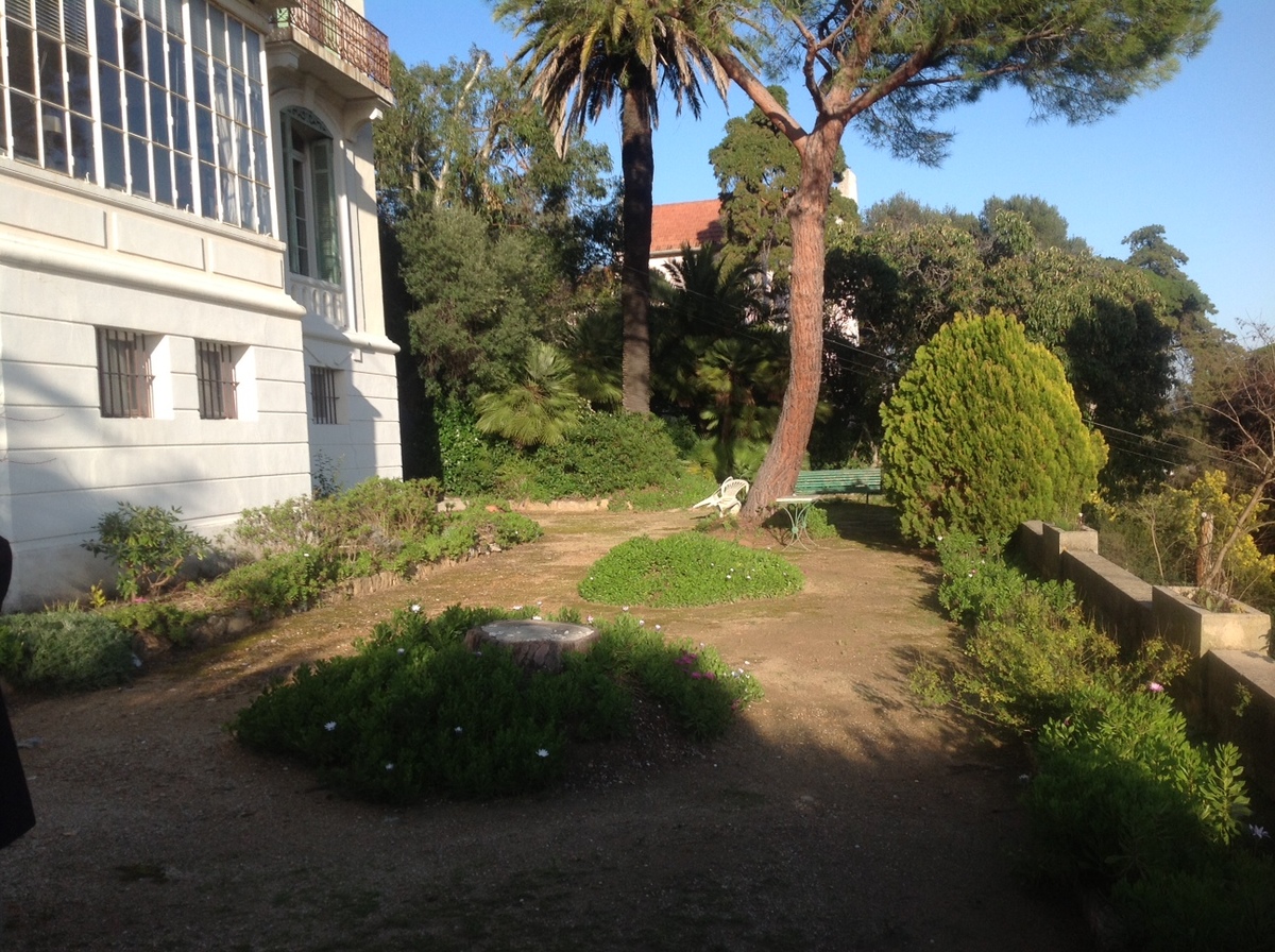 Maison-Villa - LA SEYNE SUR MER