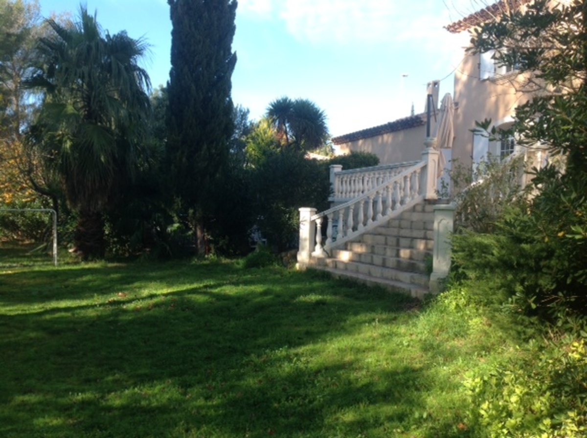 Maison-Villa - Ollioules