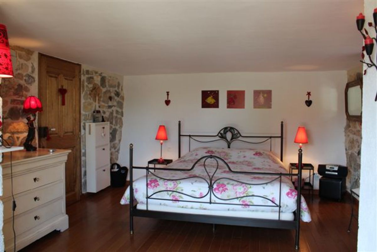 Maison-Villa - OLLIOULES