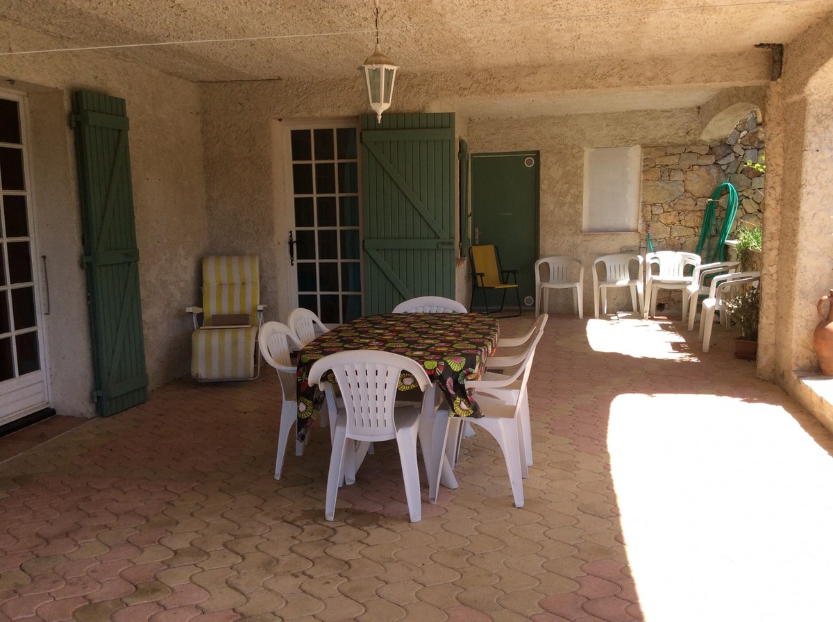 Maison-Villa - OLLIOULES