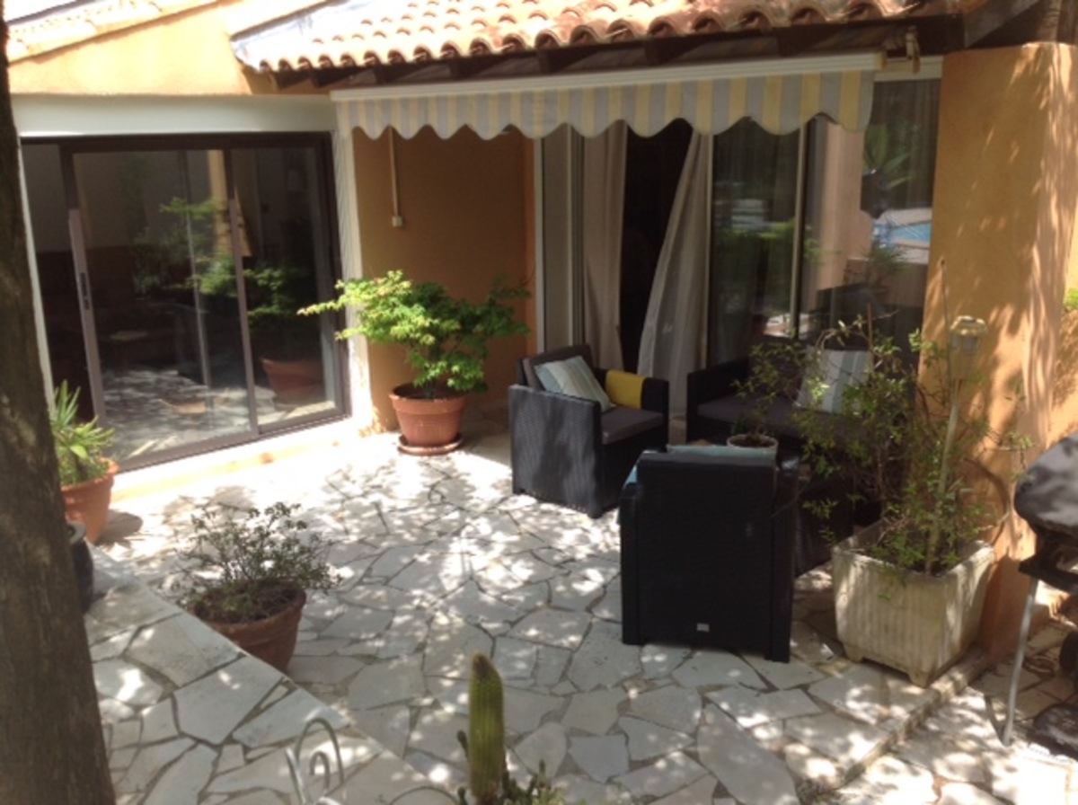 Maison-Villa - LA GARDE (83130)