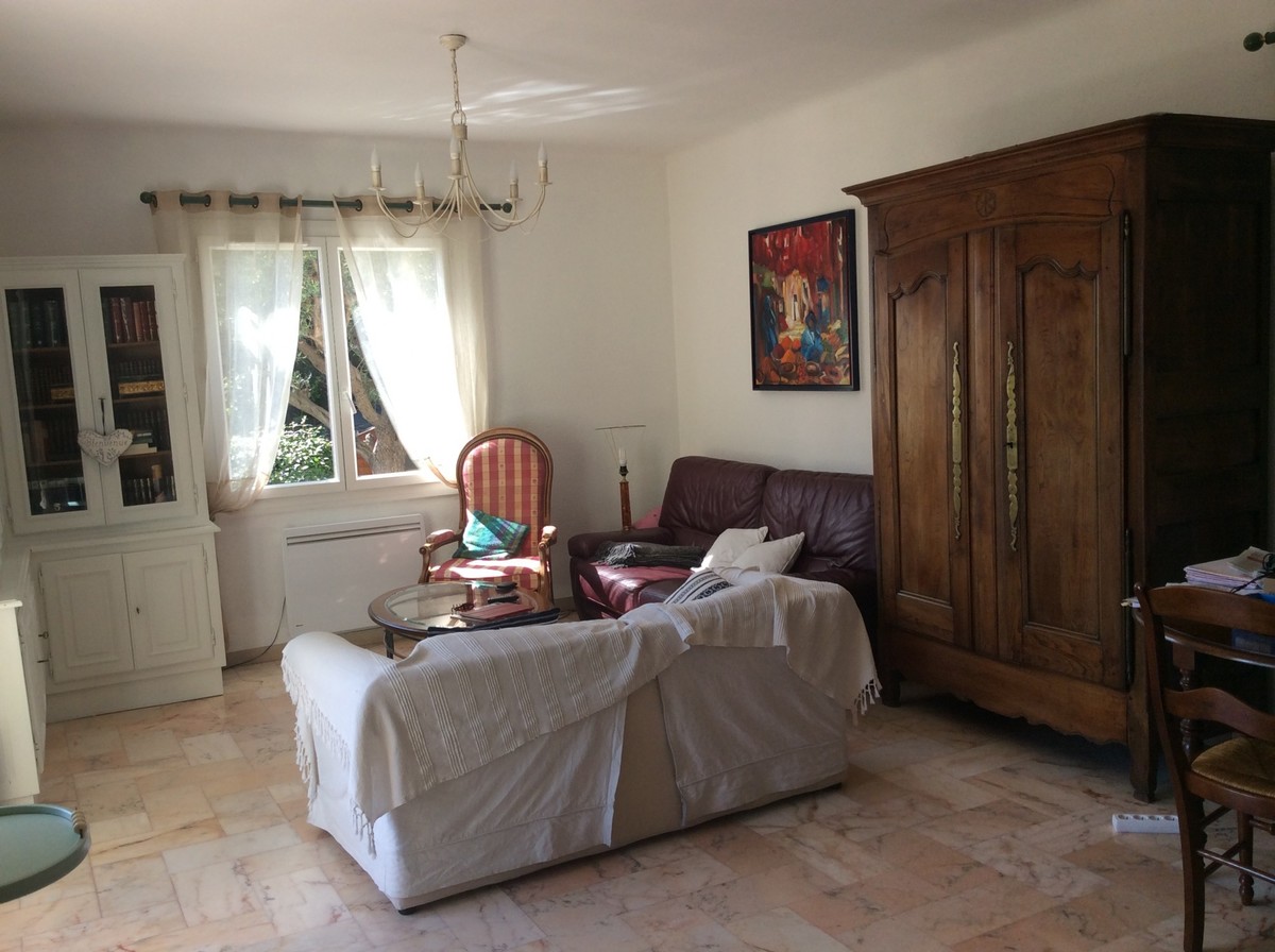 Maison-Villa - OLLIOULES