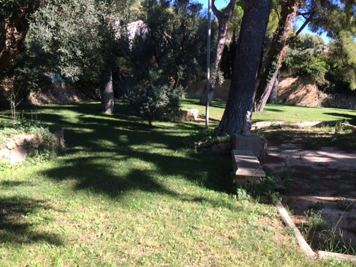 Terrain - TOULON OUEST