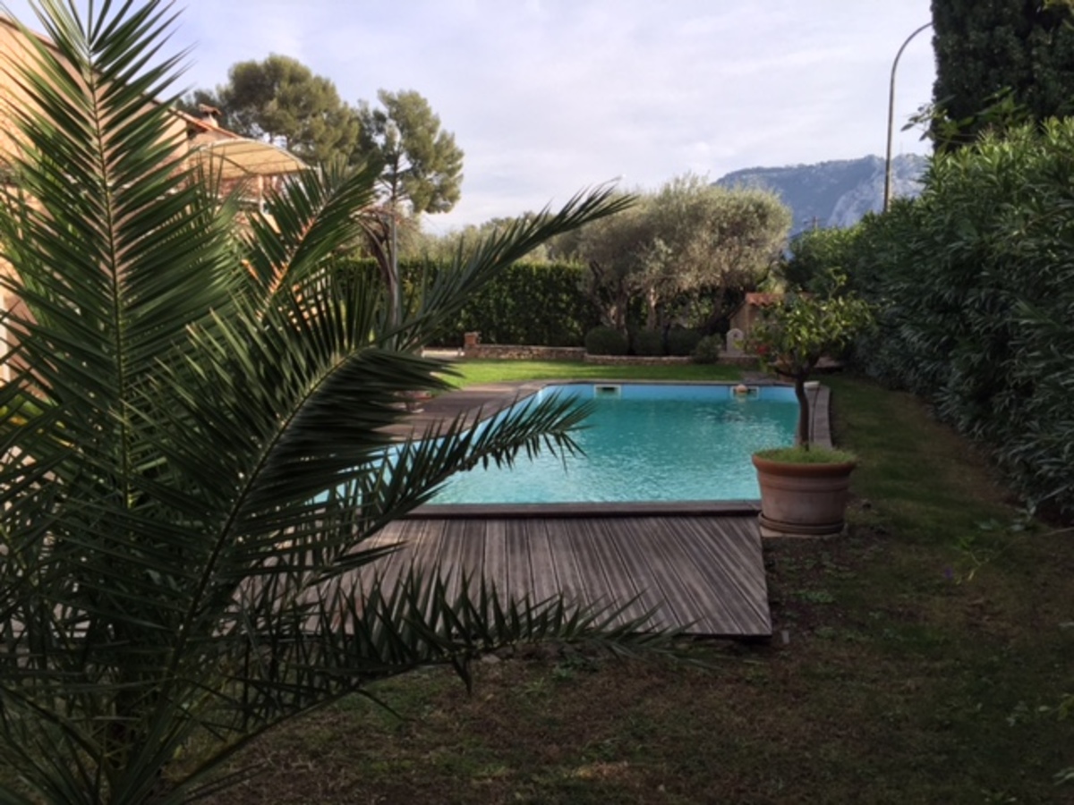 Maison-Villa - TOULON
