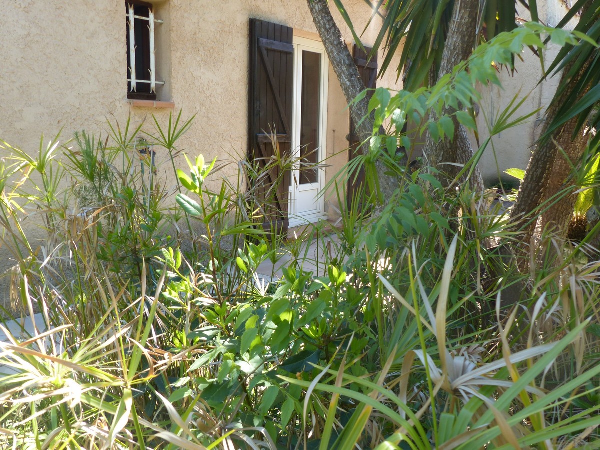 Maison-Villa - OLLIOULES