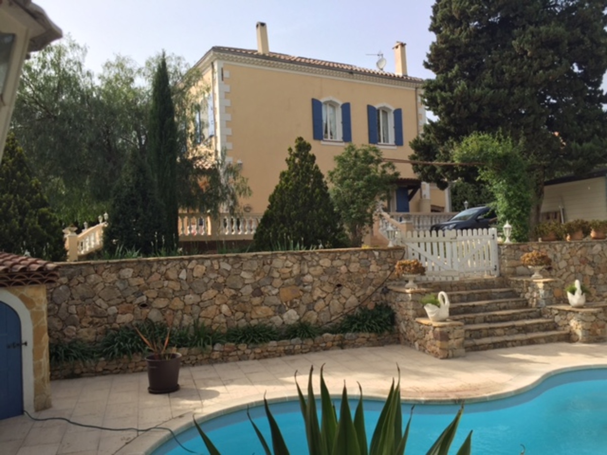 Maison-Villa - TOULON