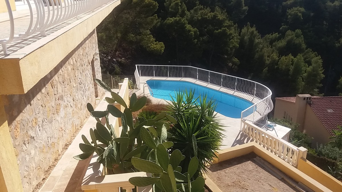 Maison-Villa - TOULON 