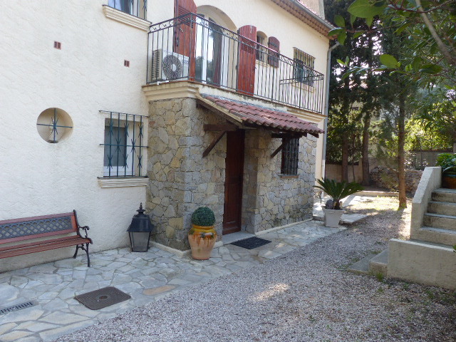 Maison-Villa - TOULON