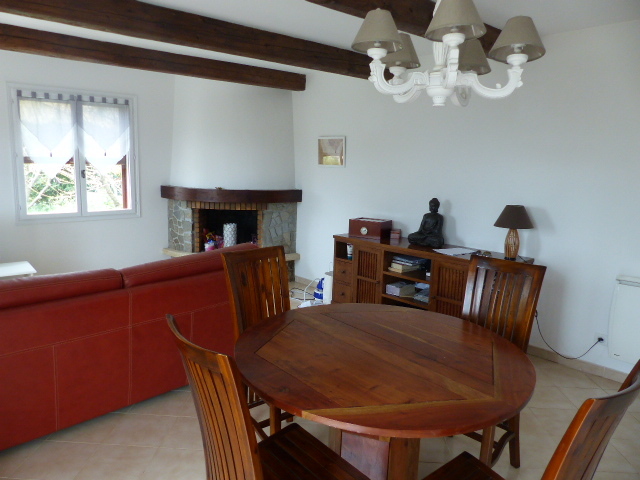 Maison-Villa - LE REVEST LES EAUX