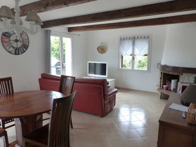 Maison-Villa - LE REVEST LES EAUX