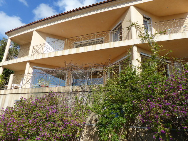 Maison-Villa - TOULON OUEST