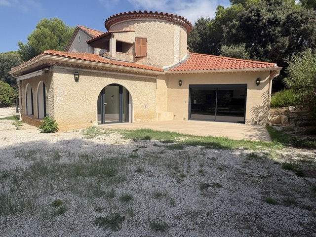 Maison-Villa - Six-Fours-les-Plages